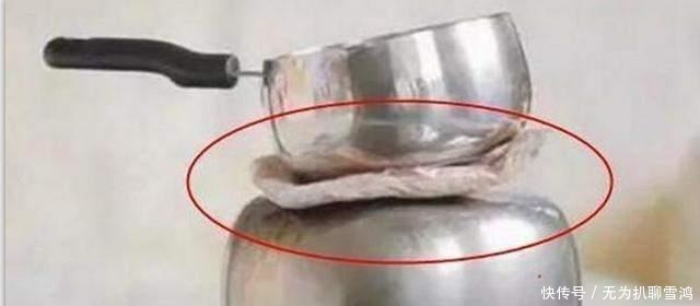 冰箱刚拿出来的冻肉, 教你1招, 快速把冻肉解冻