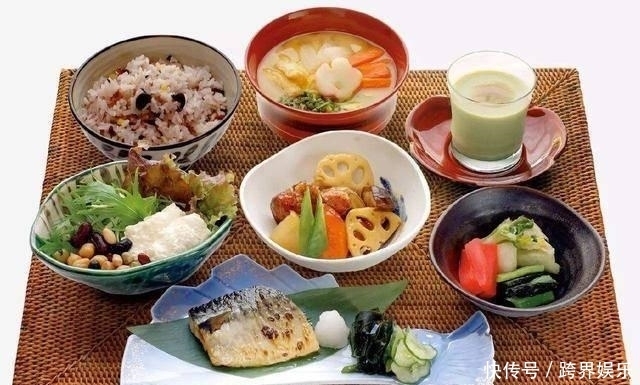 甘油三酯偏高,3种食物需“忌口”,若你爱吃,血管或加速变堵