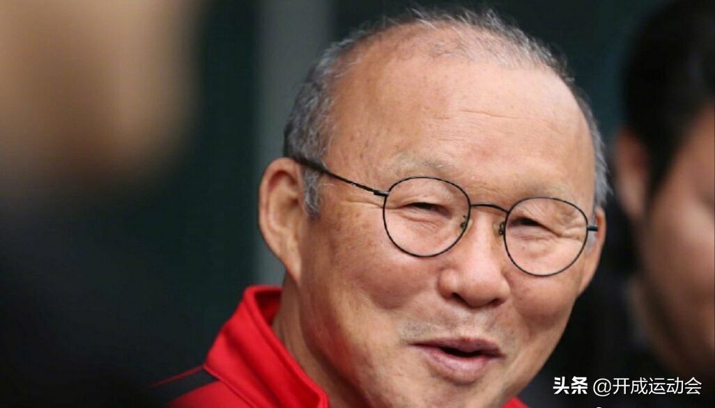 张玉宁|武磊梅开二度+绝杀比赛!国足3-2战胜“亚洲劲旅”,李铁得救了