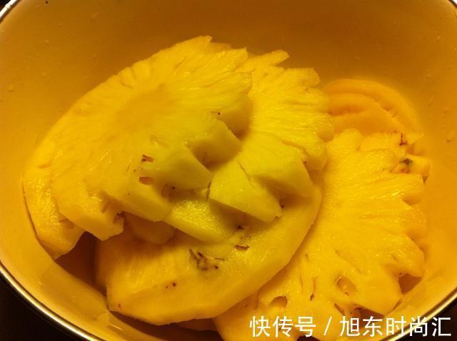 洋葱|学会这样做菠萝豌豆肉丁面，营养好吃又能解馋，每次都被吃光光