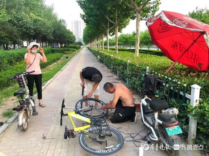 自行车|菏泽自行车修理工葛海进：在工作中彰显残疾人也有担当