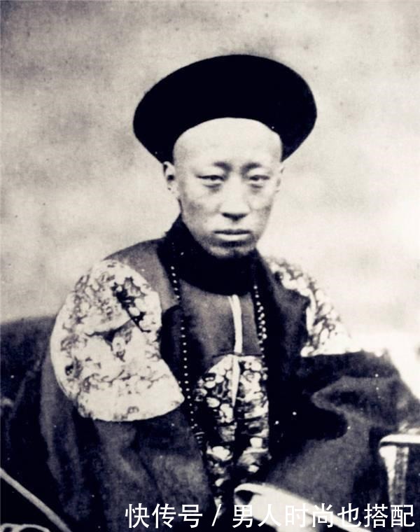 同治帝|恭亲王奕訢权力多大两宫太后是摆设,同治帝害怕,只能喊六叔!