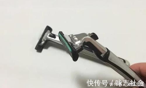 胡子|男人刮胡子的频率,和寿命长短有关?胡子长得快,说明了什么?