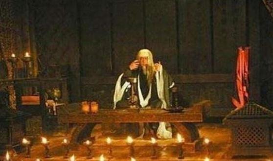 法阵$诸葛亮有逆天的续命能力,为何不帮刘备多活几年!