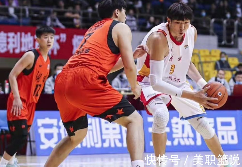 新疆男篮|喜讯!周琦加盟CBA辽宁迎来可能,两大因素促使,周琦妻子介入