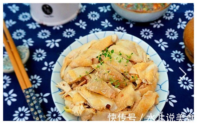 传统白切鸡制作方法,收藏起来慢慢学,学会后3斤鸡都不够吃!