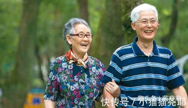 饭菜|老人言,人过60岁,有三种饭要少吃,看完很受益!