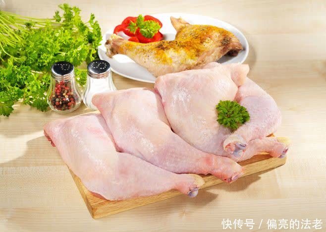 血管堵塞|50岁后,还要不要吃肉?建议:生活中多吃2种肉,或有利身体健康