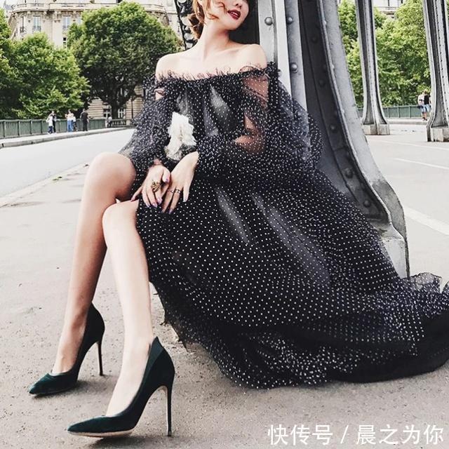 机智 尖头细跟鞋一点都不会显得无趣,而且有小女人的活力和机智