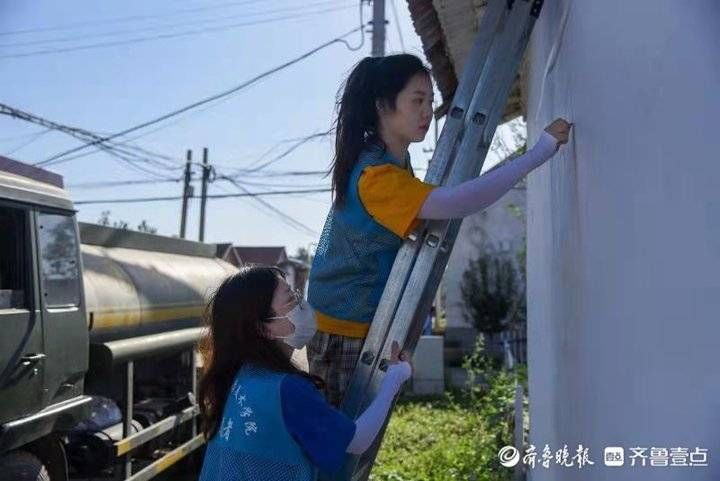 美术学院|山师美院学子下乡绘出“家文化”,助力美丽乡村建设