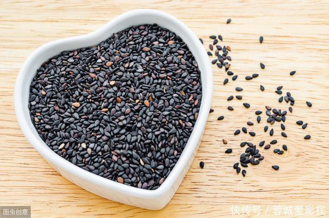 一种早餐吃了20多年,国医夫妇年近80岁,耳不聋眼不花