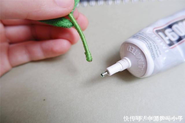 母亲节送给母亲的花朵,应让它从我们的手中盛开,康乃馨花朵教程