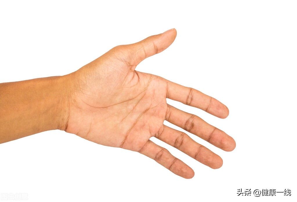 手抖|一饿就“心慌手抖”？医生：暗示这三种疾病来袭