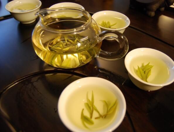 物质|长期喝茶会不会损伤肾脏 一起来听听养生专家是怎么说的!