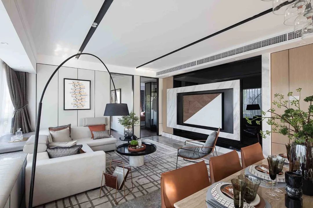 布置|122㎡现代时尚,心灵手巧的女主,在家布置工作台,做起针线活