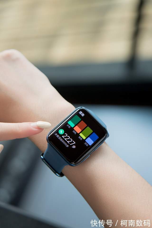 监测|上班再忙也要注意健康，OPPO Watch 2随身监测，带来智能健康生活