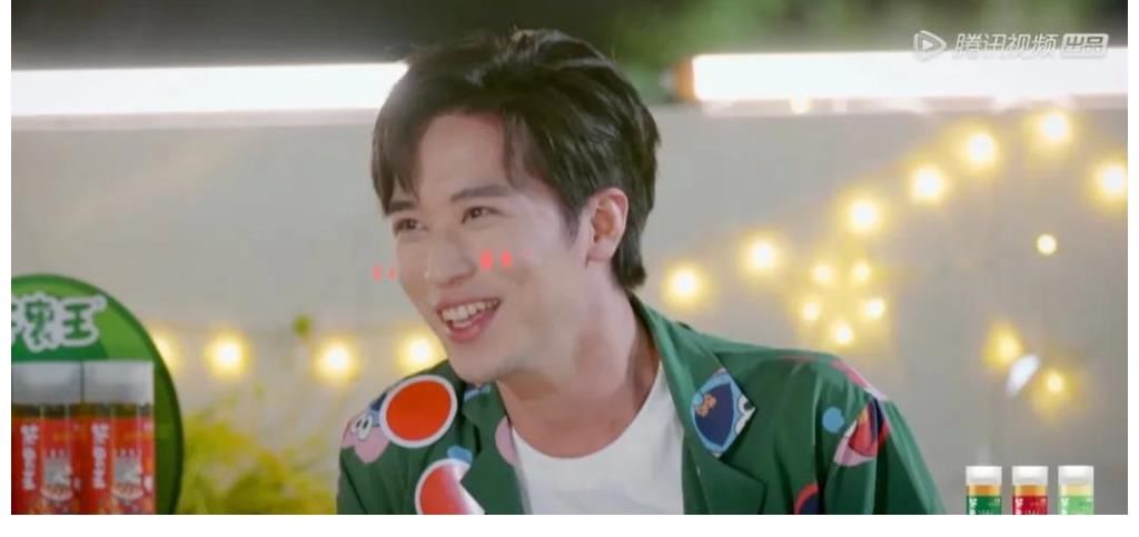 社交|从“一顿饭”到“一场局”，迭代的《拜托了冰箱》与不迭代的温情