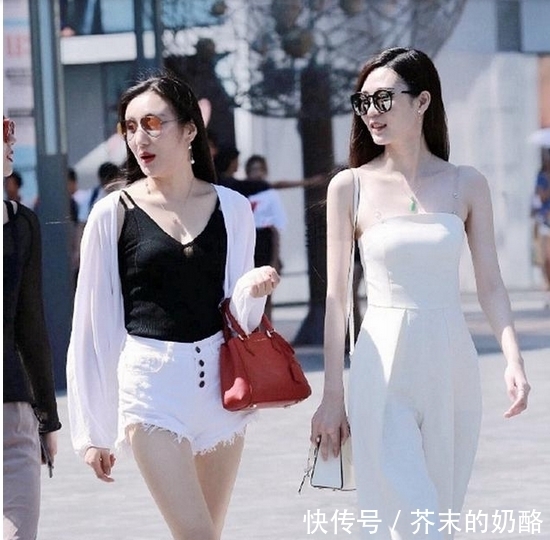 妹子|美女街拍:穿着秀外慧中有气质的妹子,给人甜美纯洁感!