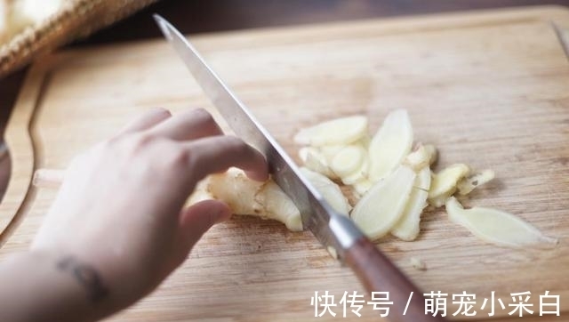 糖醋|入秋后，遇到此物我必买20斤，每天早上坚持吃两片，胜过喝参汤