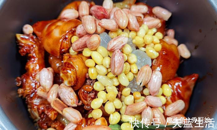 厨娘|夏天，要多吃猪蹄，营养滋补不发胖，比吃牛羊肉强，炖一锅真馋人