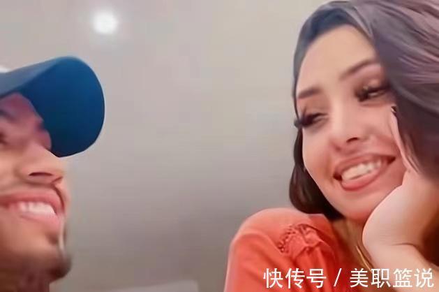 关注度|悲哀!瓦妮莎开车与NBA科比壁画合影 小腹隆起疑怀孕 男友被认可