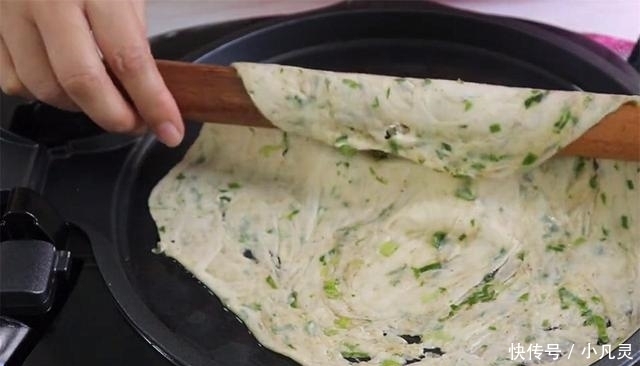 玉米油|葱油饼好吃有诀窍,层层酥脆,做法简单,学会可以摆摊了