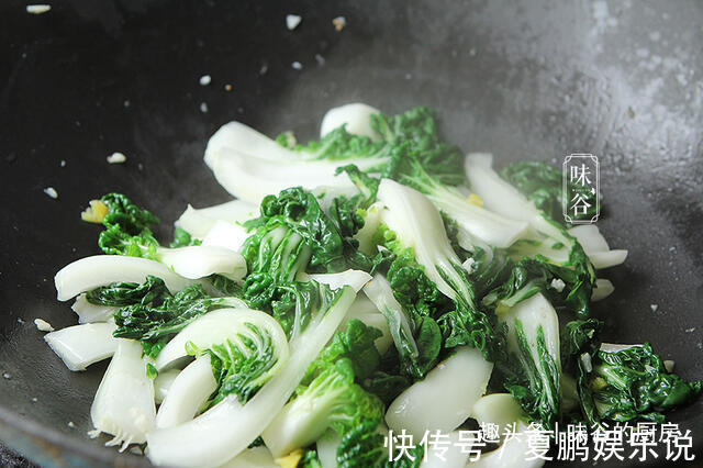 节食减肥|40岁阿姨轻断食晚餐，走红朋友圈，网友真自律，难怪越吃越瘦