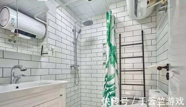 北欧风|他家客厅设计真奇特，一排卡座客餐厅共用，沙发全省了，头次见过！