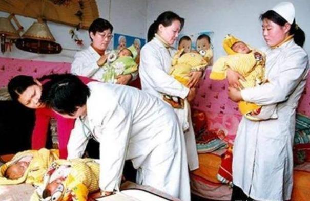 弟弟妹妹|国内第一例“五胞胎”,18年过后家庭现在如何?令人一言难尽