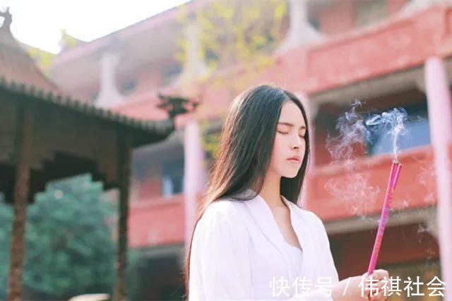 地藏经!与别人交谈时,少说这三件事,福气会越来越多