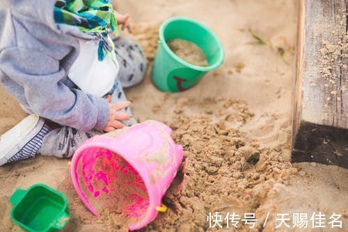 取名|唐诗宋词取名男孩:骆姓男孩出自诗词的好名字精选