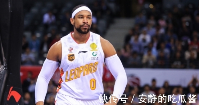 cb辽宁双枪太狠,郭艾伦15+5+8,赵继伟三分8中5,萨林杰无奈空砍