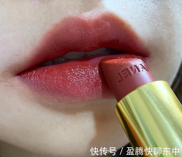 厚涂|想要提升“成熟感”,多涂这几只口红色号,气场强大又妩媚