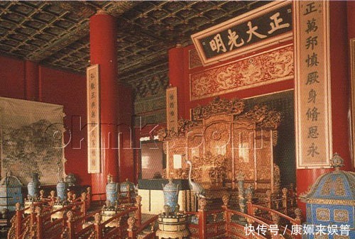 坐北朝南|你知道吗?盖房子为什么“坐北朝南”,原来都是因古人的一种说辞