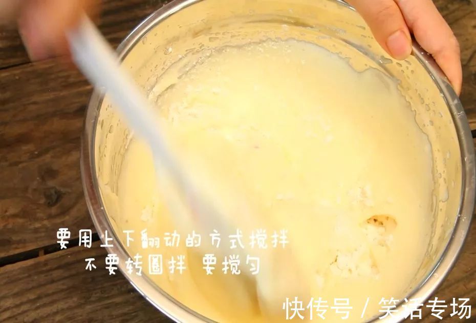 没有烤箱怎么做蛋糕4种方法电饭煲、微波炉、平底锅和蒸蛋糕