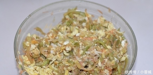 饺子皮|第一次用它做饺子馅，全家人都爱吃，鲜上天了！