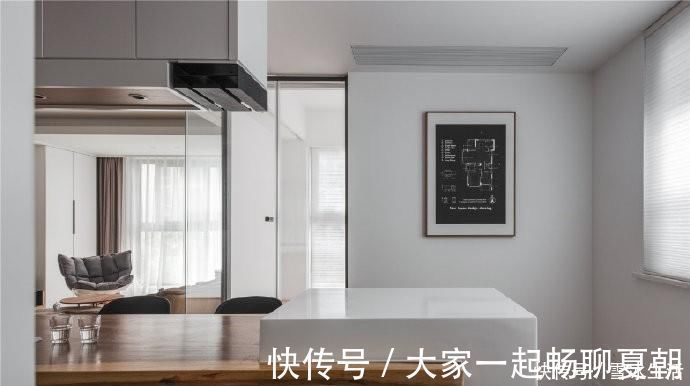 自然随心,四面采光,玻璃做墙,这样的设计真是爱了