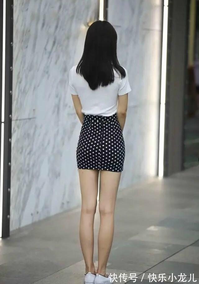 穿搭 青春朝气的连衣裙穿搭减龄显气质,修身塑形提气质,时尚十足