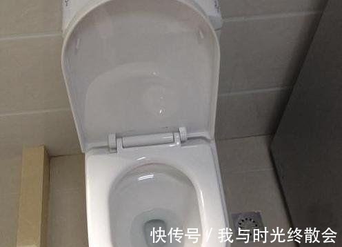 厕所|马桶里到底能不能扔“卫生纸”，听完老师傅的“建议”，我懂了！