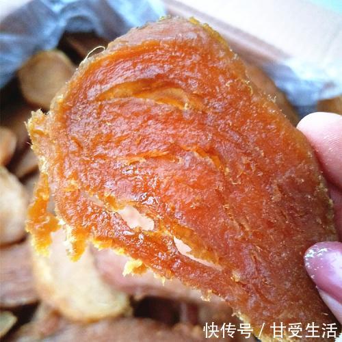 红薯最好吃的做法,简单蒸一蒸,晒一晒,香甜软糯,越嚼越有劲