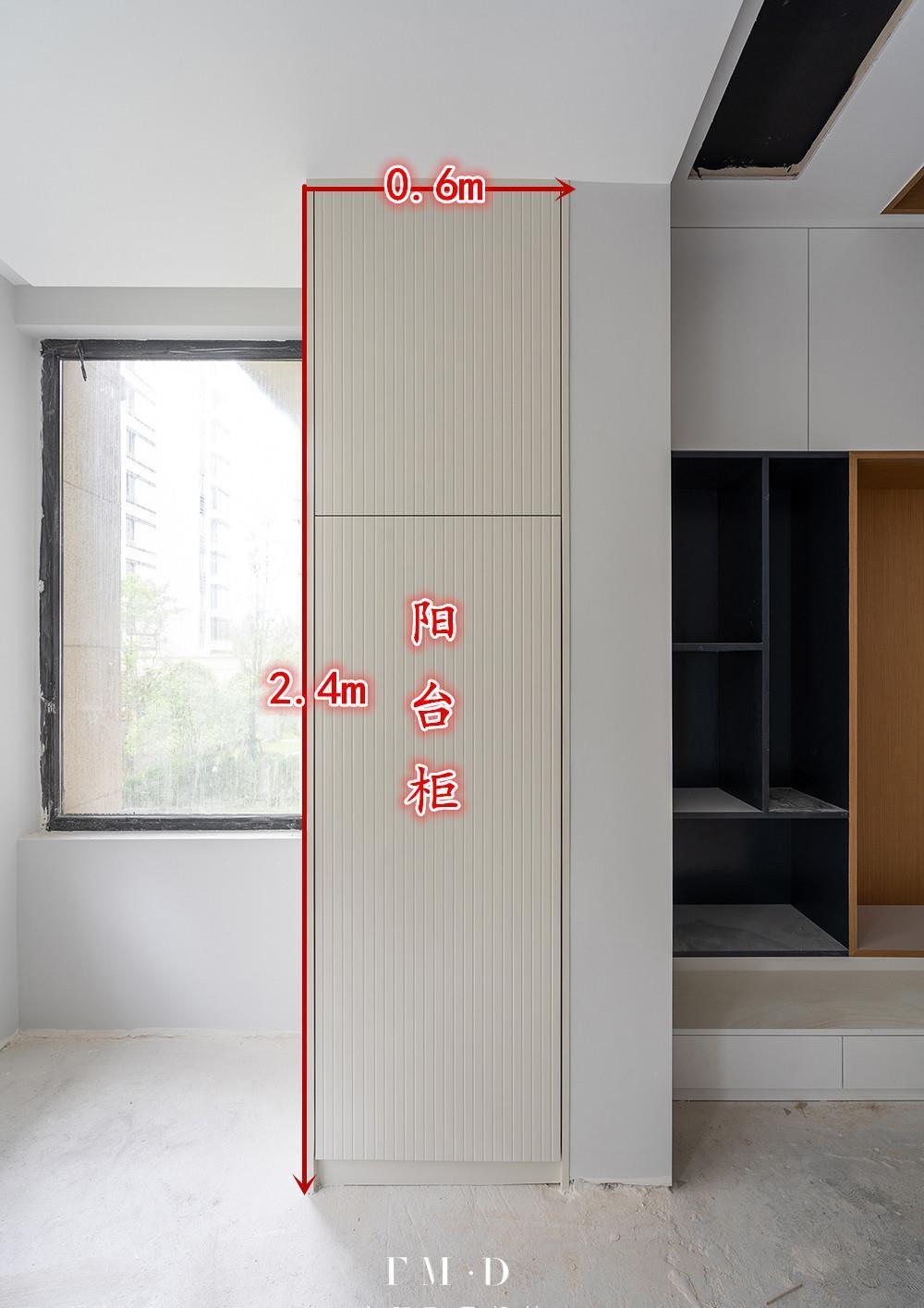 买房|买房装修要有远见，125㎡只改动一处，客厅洋气敞亮，赚个洗衣房
