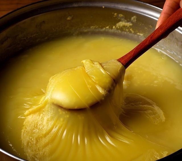 熬小米粥,切记不可只加清水,多加这一步,黏稠好喝不溢锅,真香