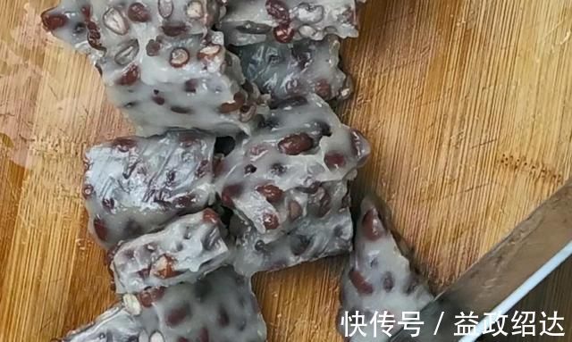 红豆糯米糕|红豆糯米糕的简单做法,软糯香甜,营养好吃,老少皆宜的家中美食