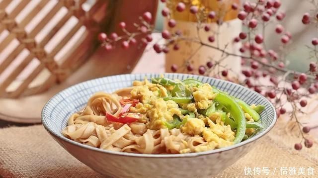 葱油|超级好吃的一碗面,10分钟就搞定,比葱油拌面香多了