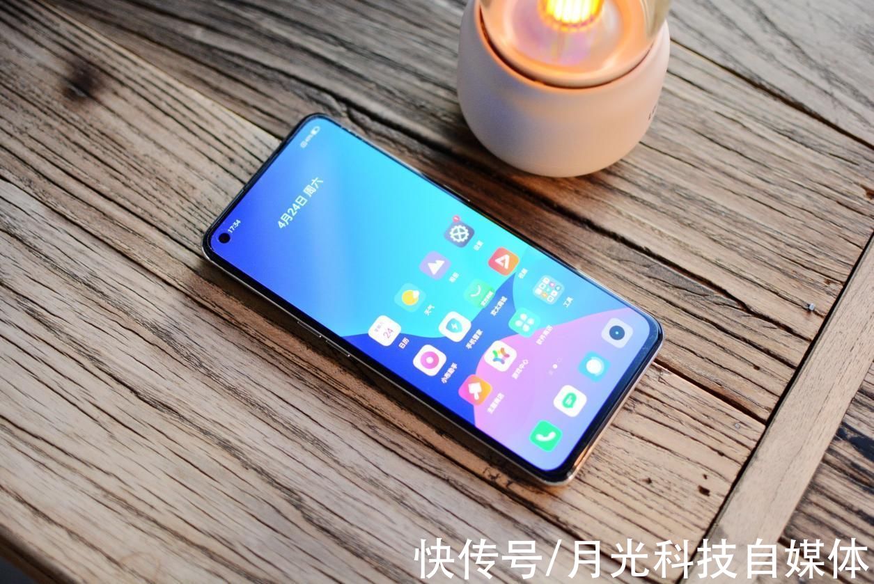 q3|它才是千元性价比神机，70万跑分+8GB+三星120Hz屏，只要1379元