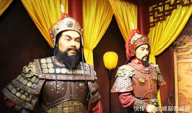 降职|蓝玉养私兵只是被降职,为何一收义子,朱元璋立刻就灭他三族