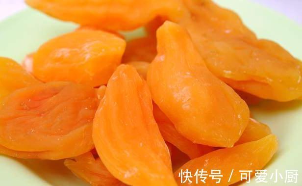 晒红薯干,牢记“三蒸三晒”,红薯干软糯不发硬,比买的还好吃