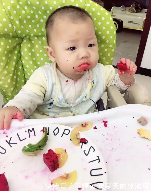 母乳|6个月宝宝除了喝母乳,5类辅食也可以添加,宝宝吃的乐哈哈