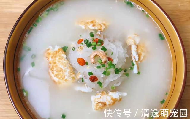 莲藕排骨汤|秋季记得多给孩子吃这5种食物，不管有钱没钱，家中都要常备一些