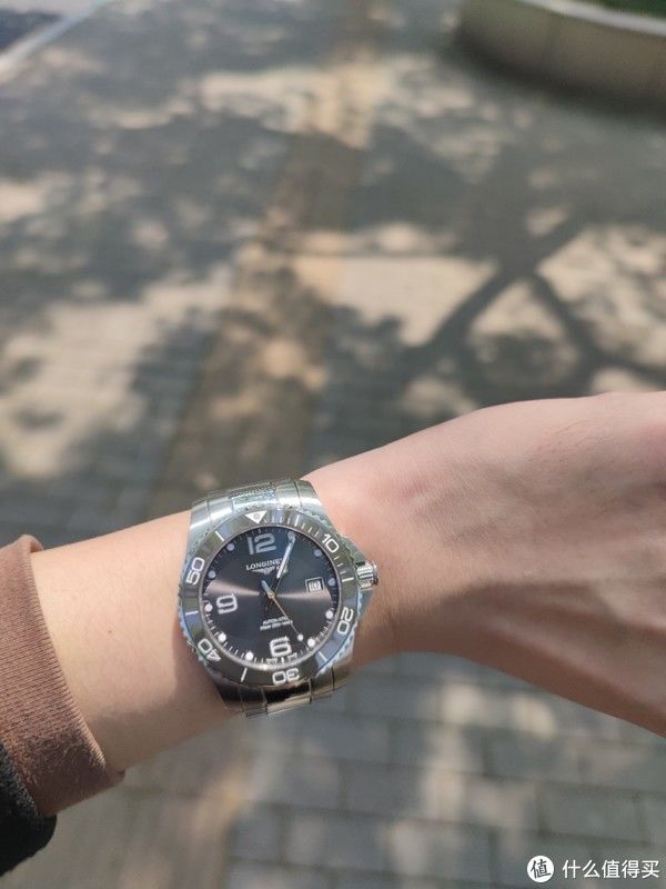 打工人的第一块机械表—浪琴康卡斯